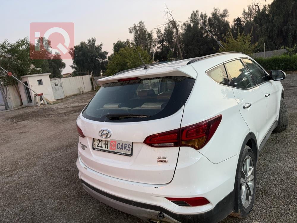 هيونداي سانتافي